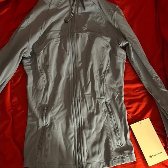 Lululemon Athletica Gray Utility Jacket Sleek Design